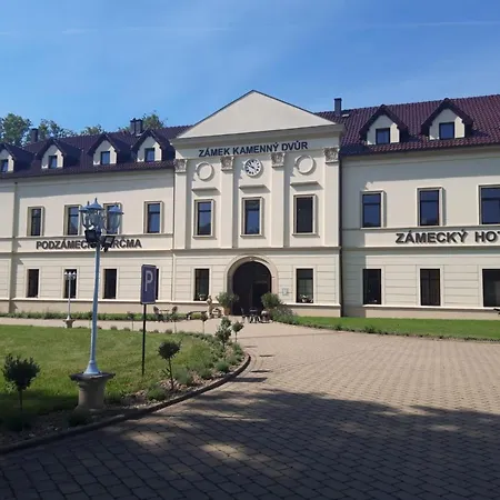 Hotel Zamek Kamenny Dvur Kynsperk nad Ohri