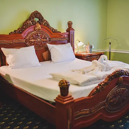 Zamek Kamenny Dvur Hotel Kynsperk nad Ohri