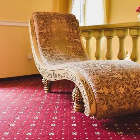 Zamek Kamenny Dvur Hotel Kynsperk nad Ohri