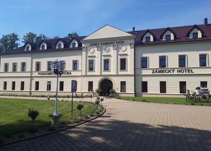 Hotel Zamek Kamenny Dvur Kynsperk nad Ohri