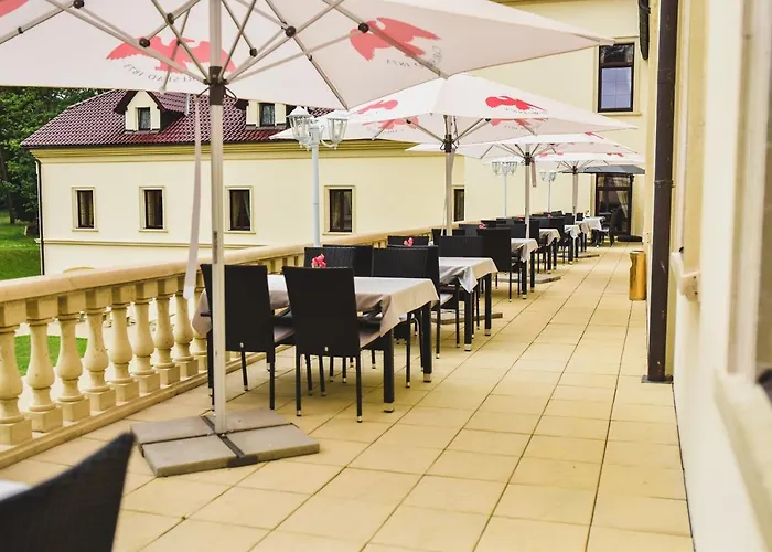 Hotel Zamek Kamenny Dvur