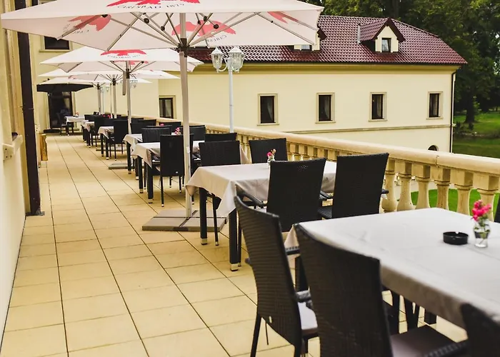Zamek Kamenny Dvur 4*