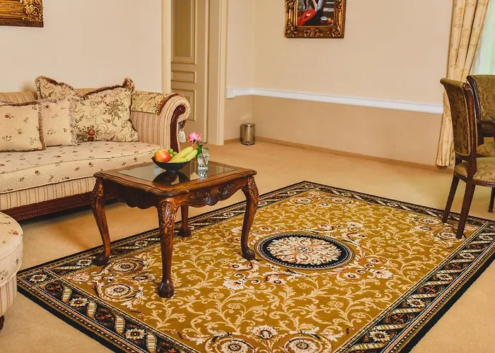 Zamek Kamenny Dvur 4*