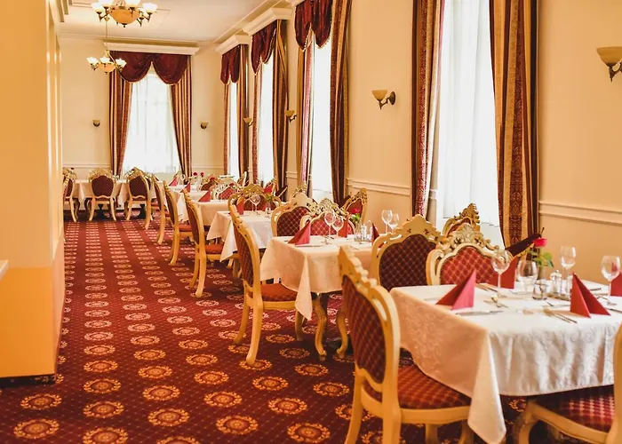 Zamek Kamenny Dvur 4*