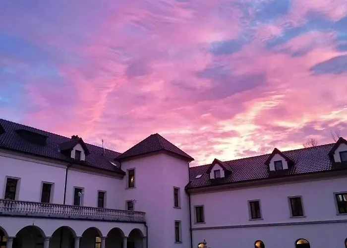 Hotel Zamek Kamenny Dvur Kynsperk nad Ohri